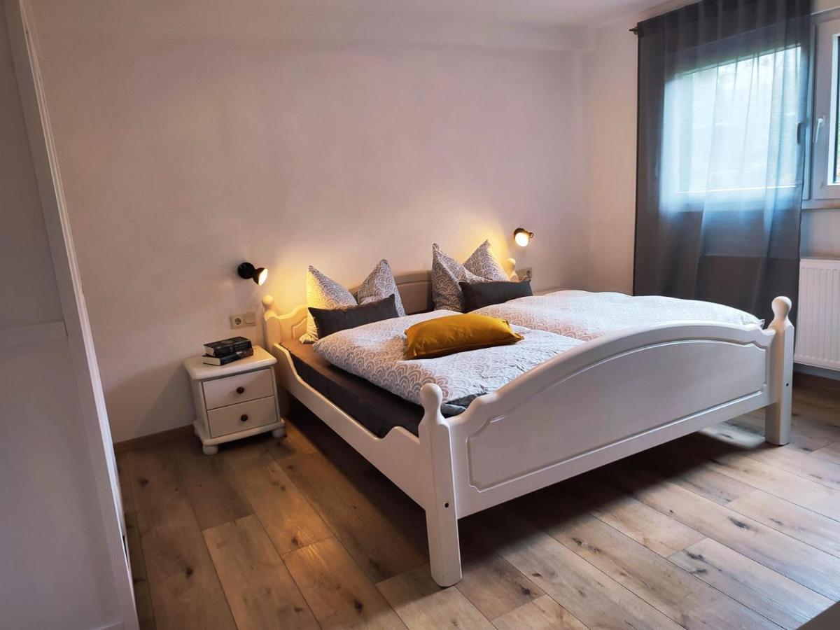 Webers Ferienwohnungen Hilders Bagian luar foto